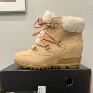 Sorel - Evie Cozy Lace wedge winter boot